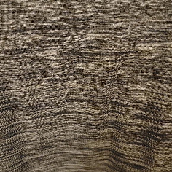 Women's Gray Tank Top Size Medium - Picture 3 of 4